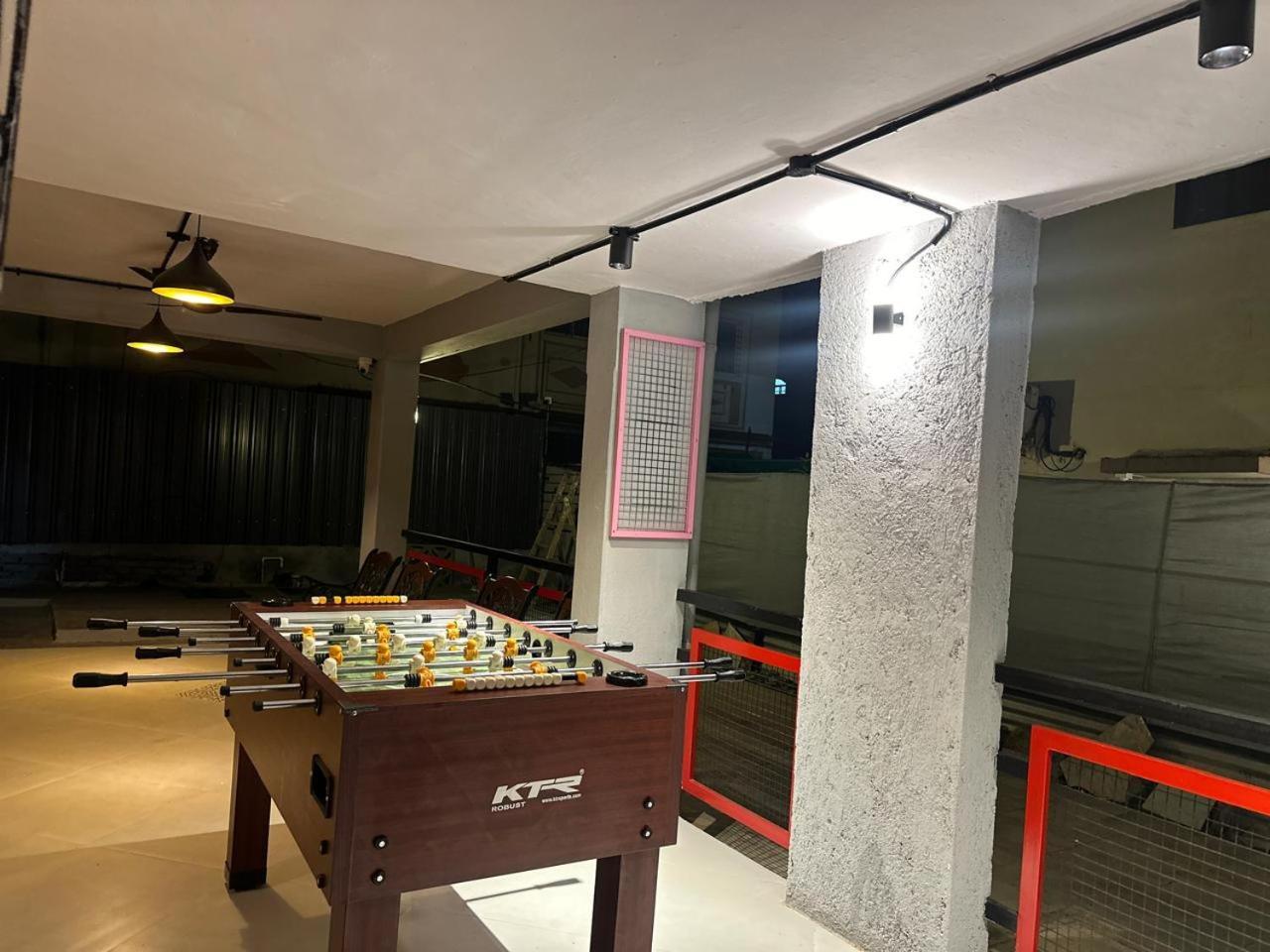 Travotale Hostel And Cowork Koregaonpark Pune Eksteriør billede