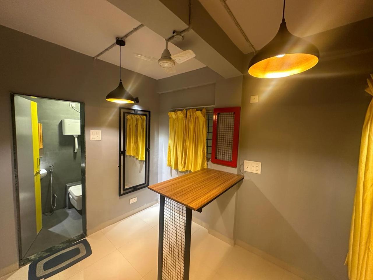 Travotale Hostel And Cowork Koregaonpark Pune Eksteriør billede