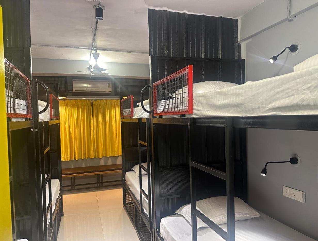 Travotale Hostel And Cowork Koregaonpark Pune Eksteriør billede
